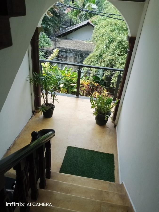 Manidi Villa Unawatuna Esterno foto
