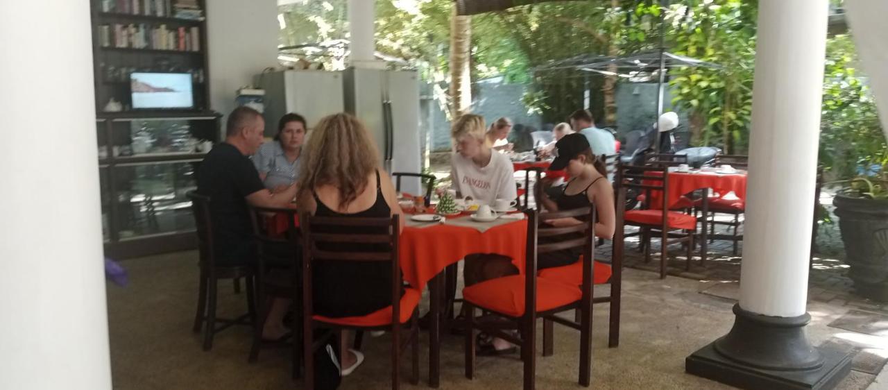 Manidi Villa Unawatuna Esterno foto