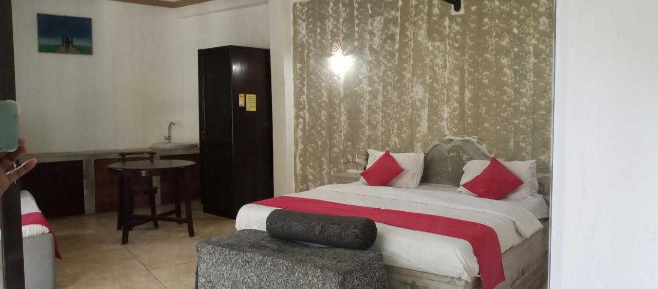 Manidi Villa Unawatuna Esterno foto