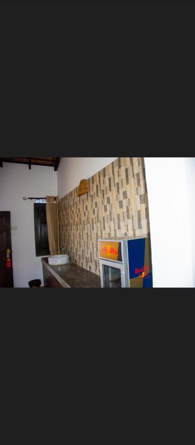 Manidi Villa Unawatuna Esterno foto